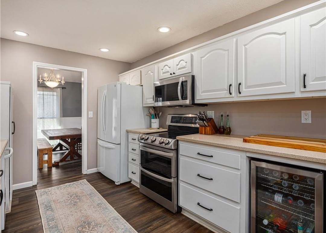 9931 N Harrison Drive — photo 4