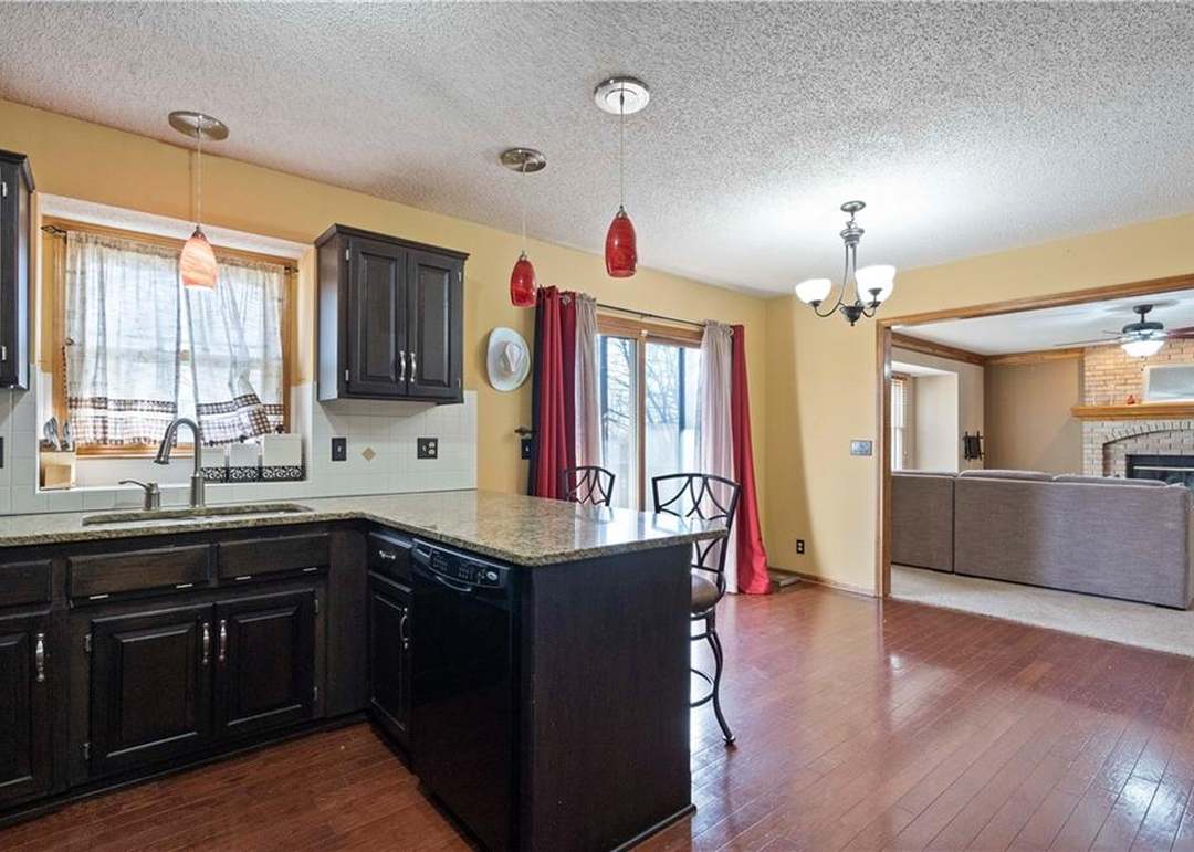 1717 Tudor Lane — photo 14