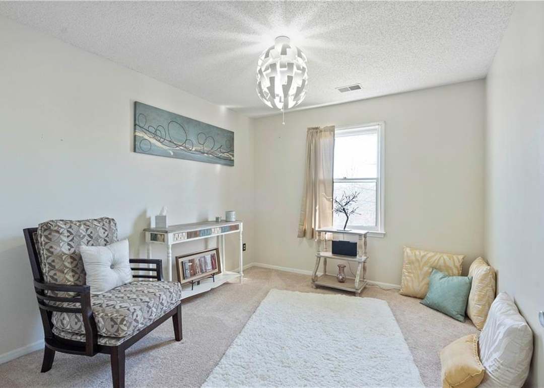 1717 Tudor Lane — photo 18