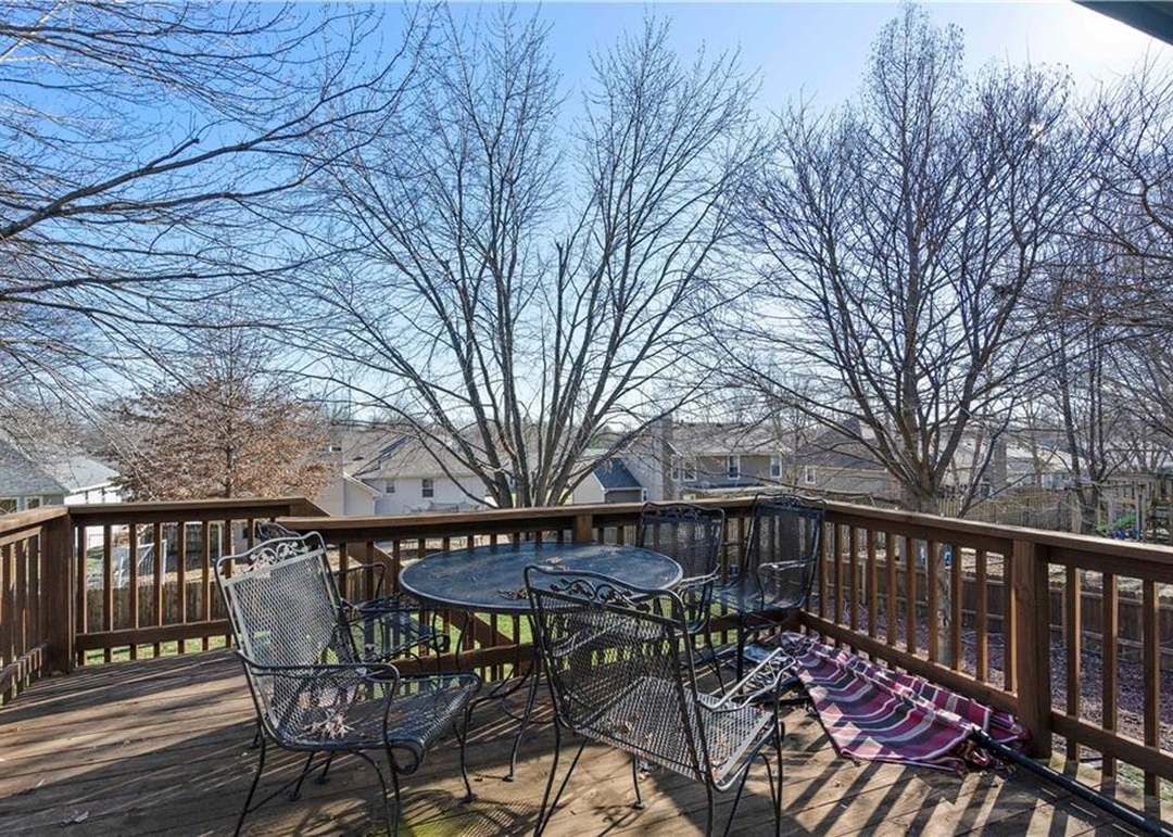 1717 Tudor Lane — photo 27