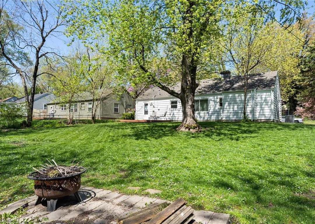 2601 W 77TH Street — photo 23