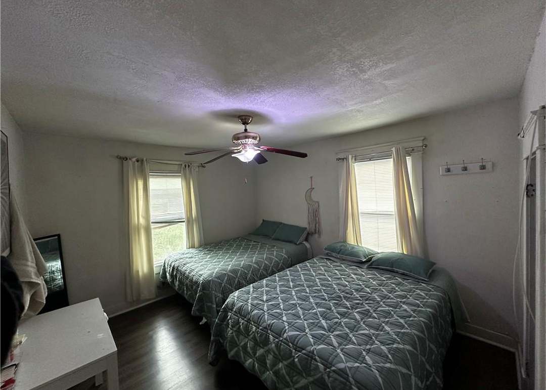 221 N 17th Street — photo 10