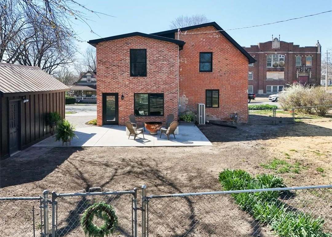 710 Church Street — photo 3