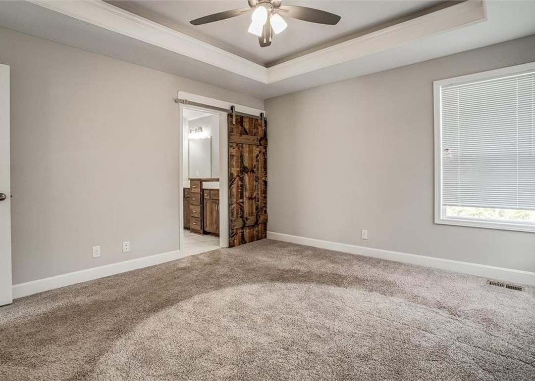 20607 Copper Creek Drive — photo 4
