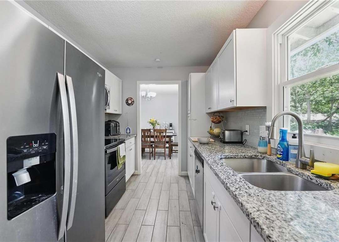 10621 E 32nd Street — photo 16