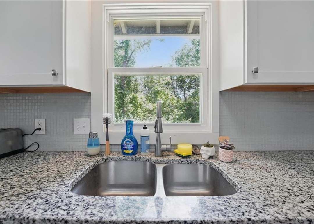 10621 E 32nd Street — photo 18