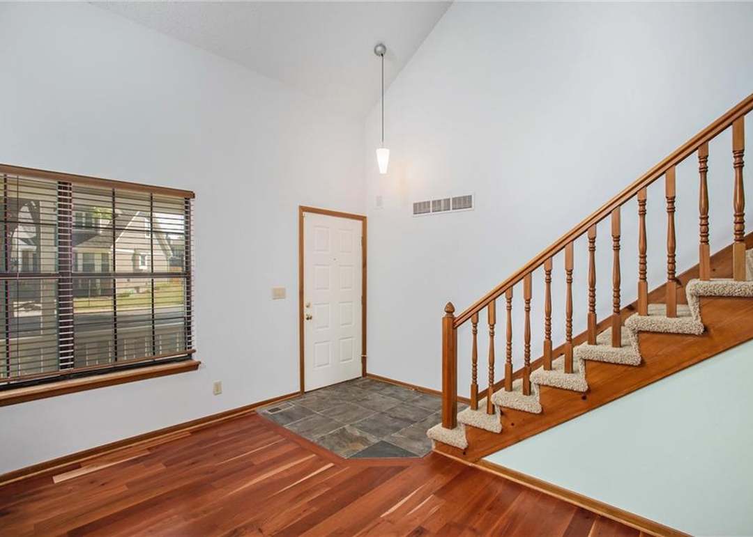 11637 W 113th Street — photo 11