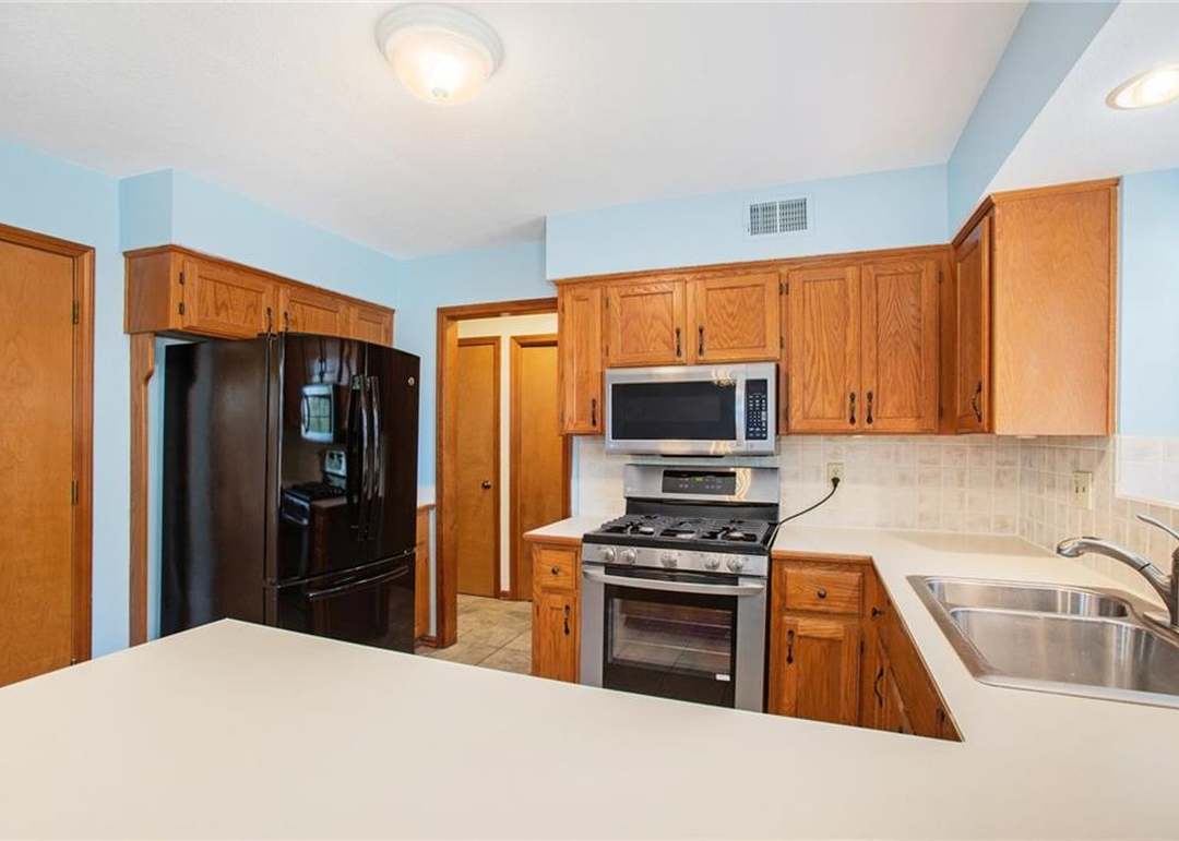 11637 W 113th Street — photo 18