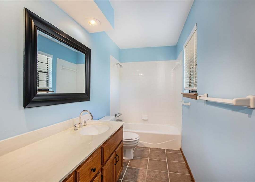 11637 W 113th Street — photo 21