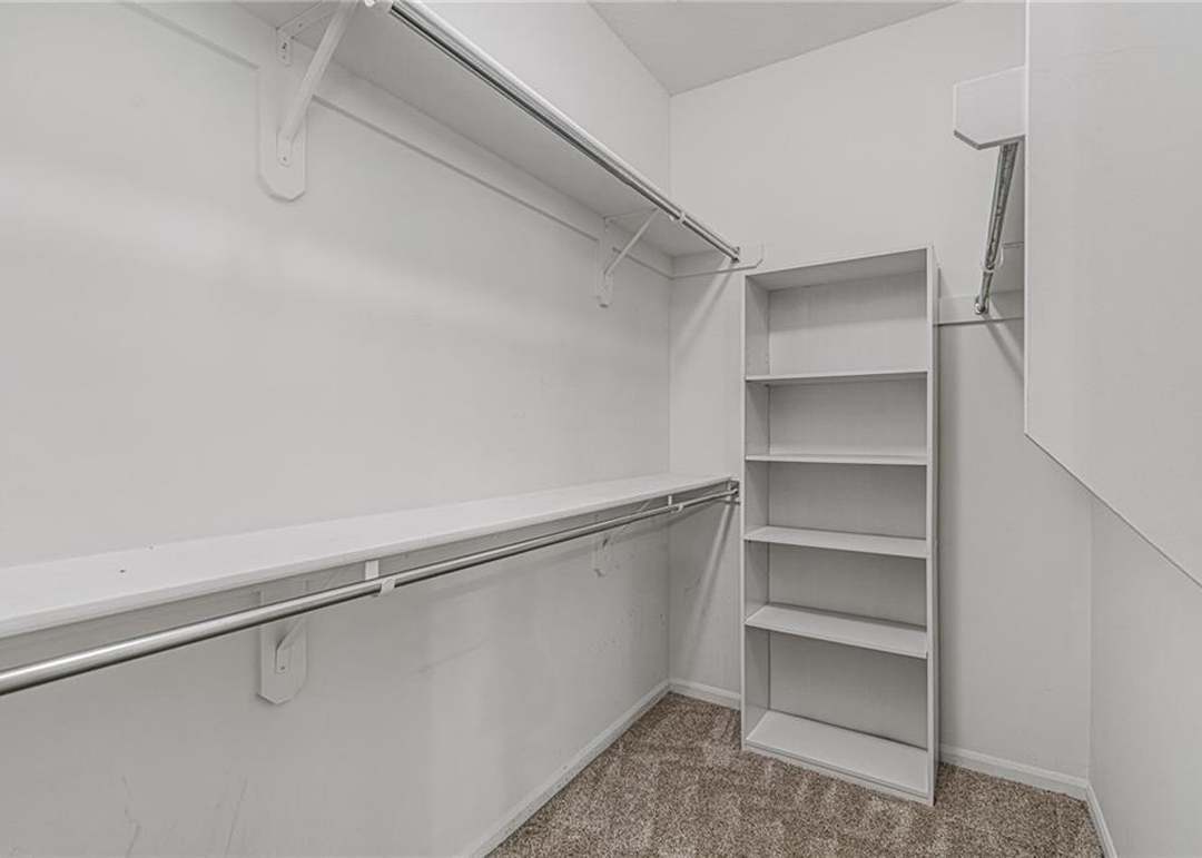 1868 W Cedar Street — photo 7