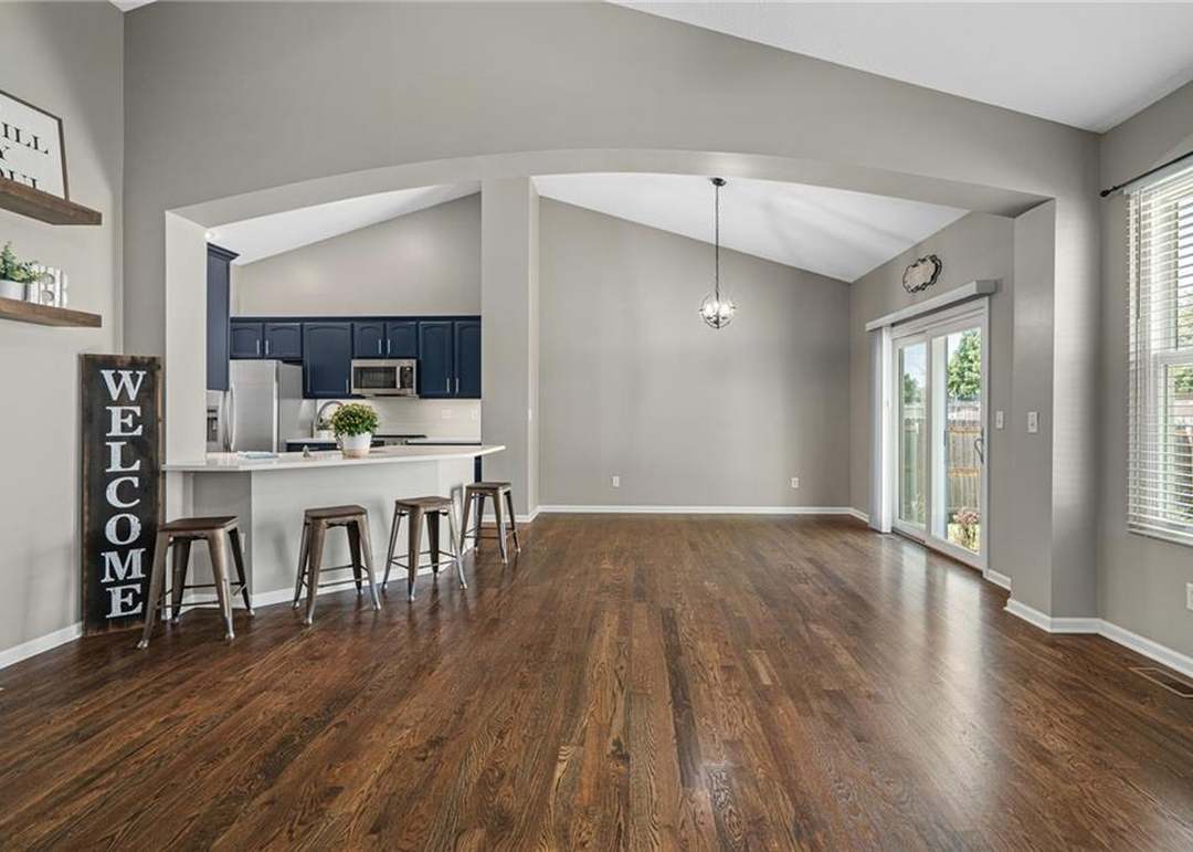 1868 W Cedar Street — photo 16