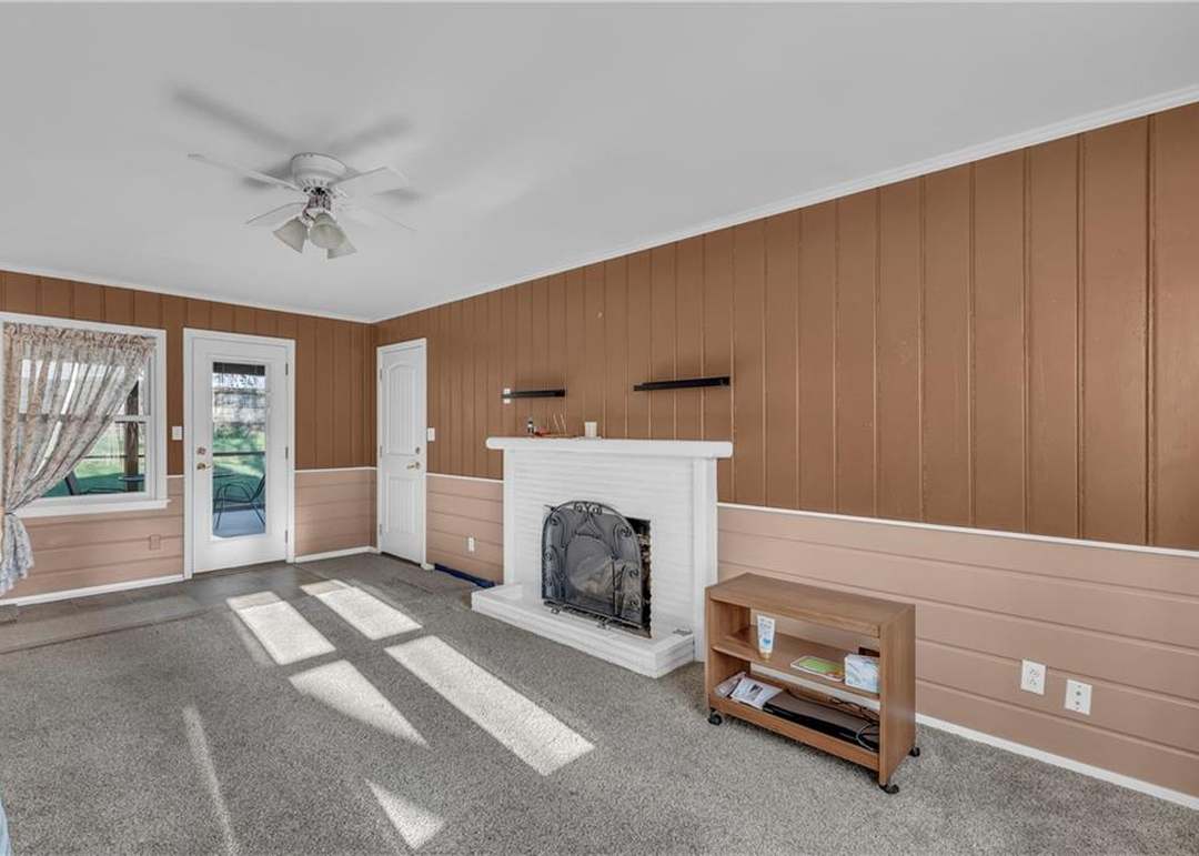 6444 MAPLE Drive — photo 4