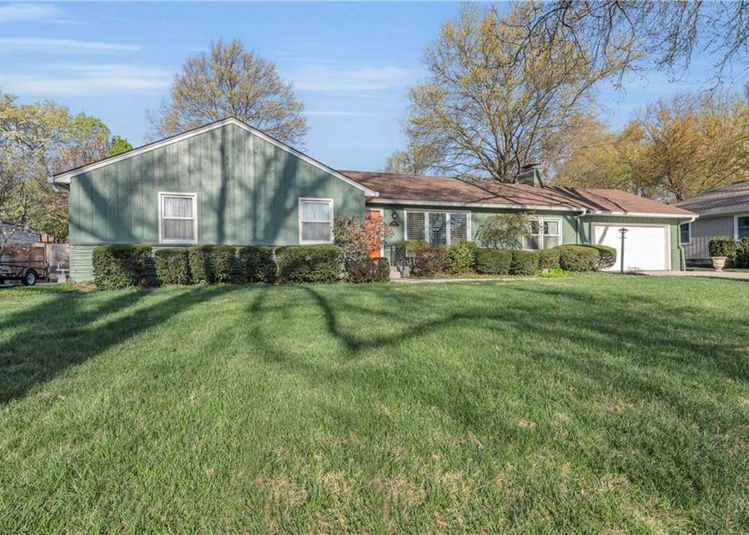 6444 MAPLE Drive — photo 9
