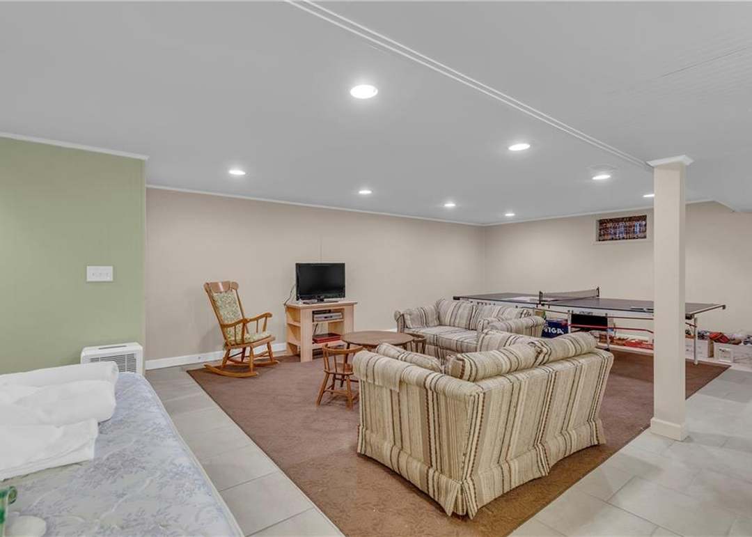 6444 MAPLE Drive — photo 29