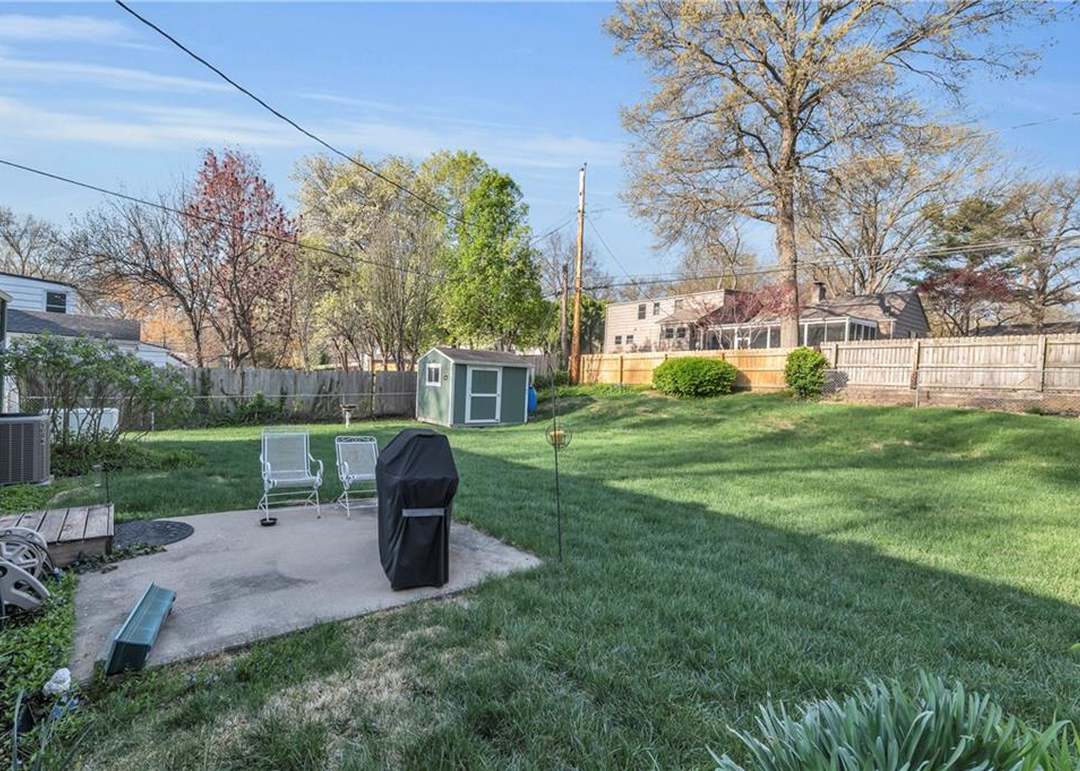 6444 MAPLE Drive — photo 35