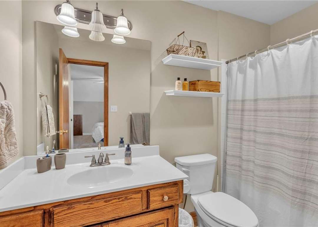 5404 Holiday Drive — photo 27