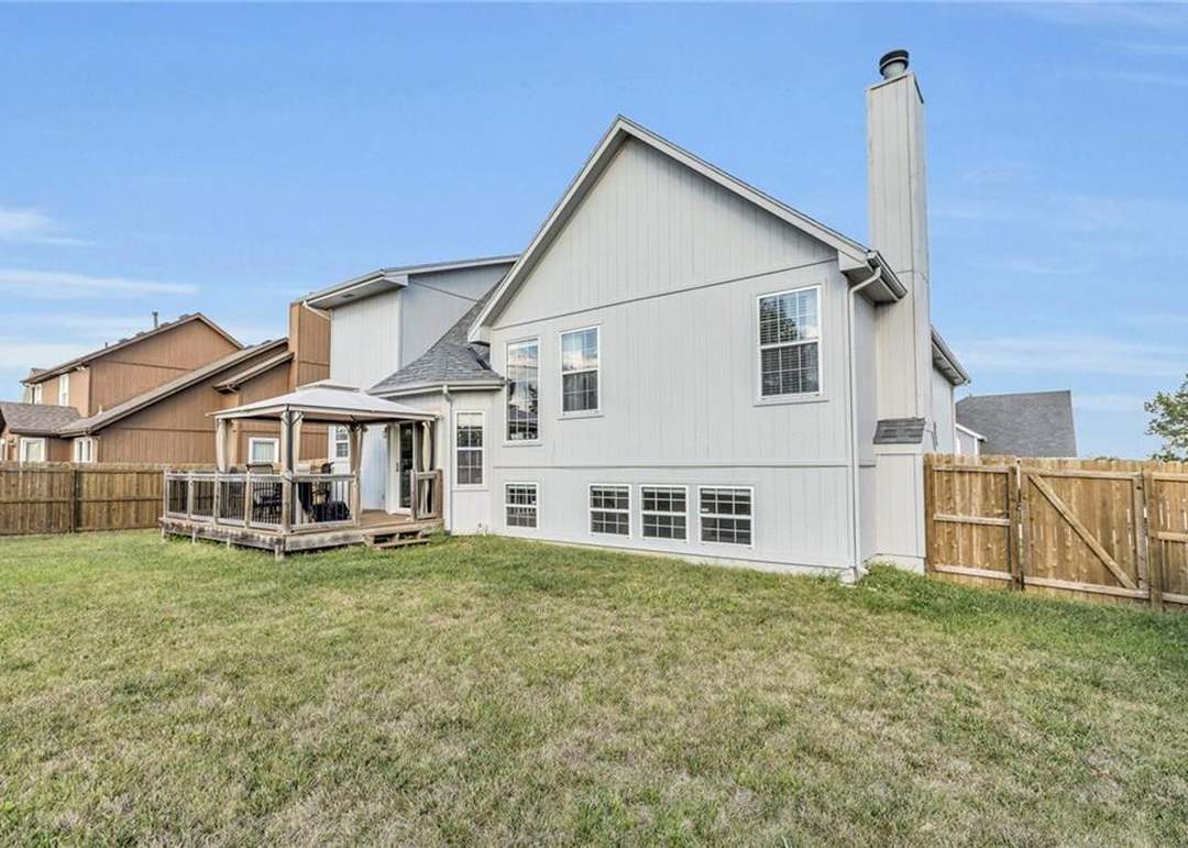 5404 Holiday Drive — photo 35