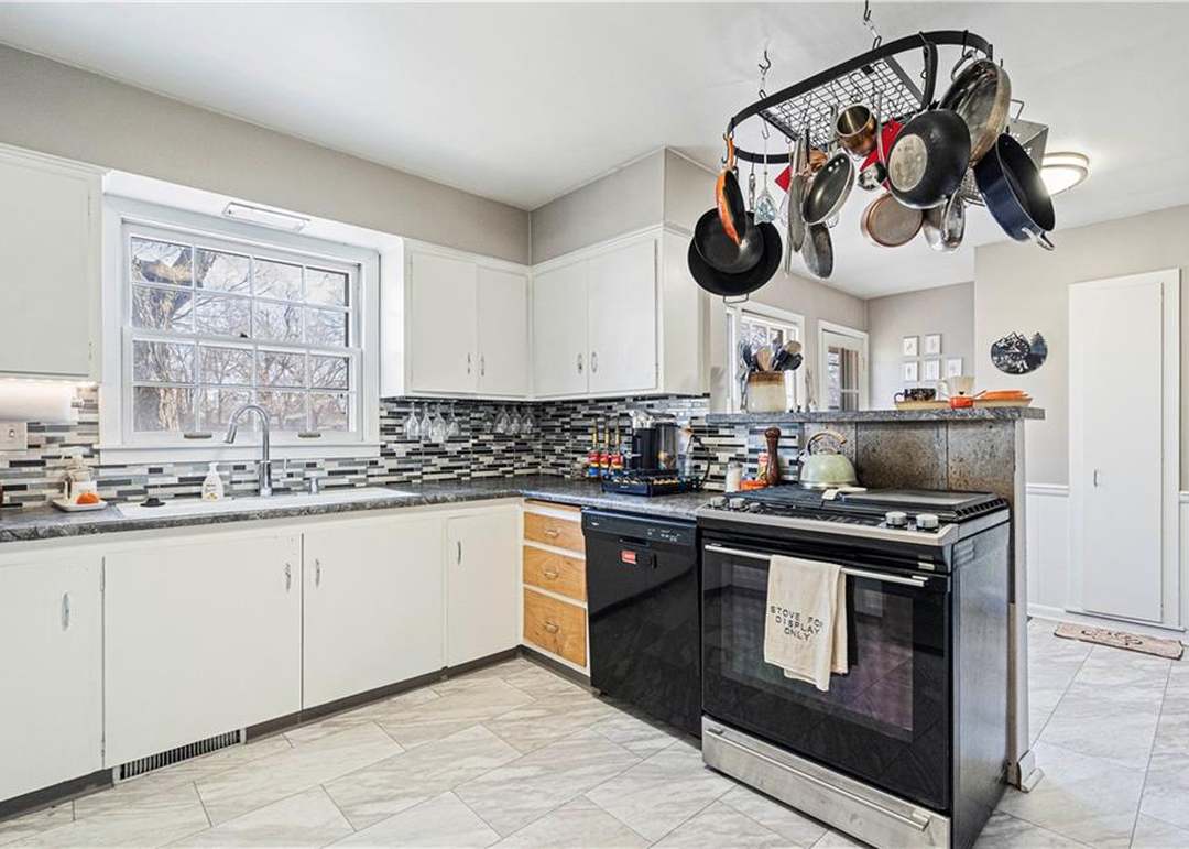 10005 Blue Ridge Boulevard — photo 14