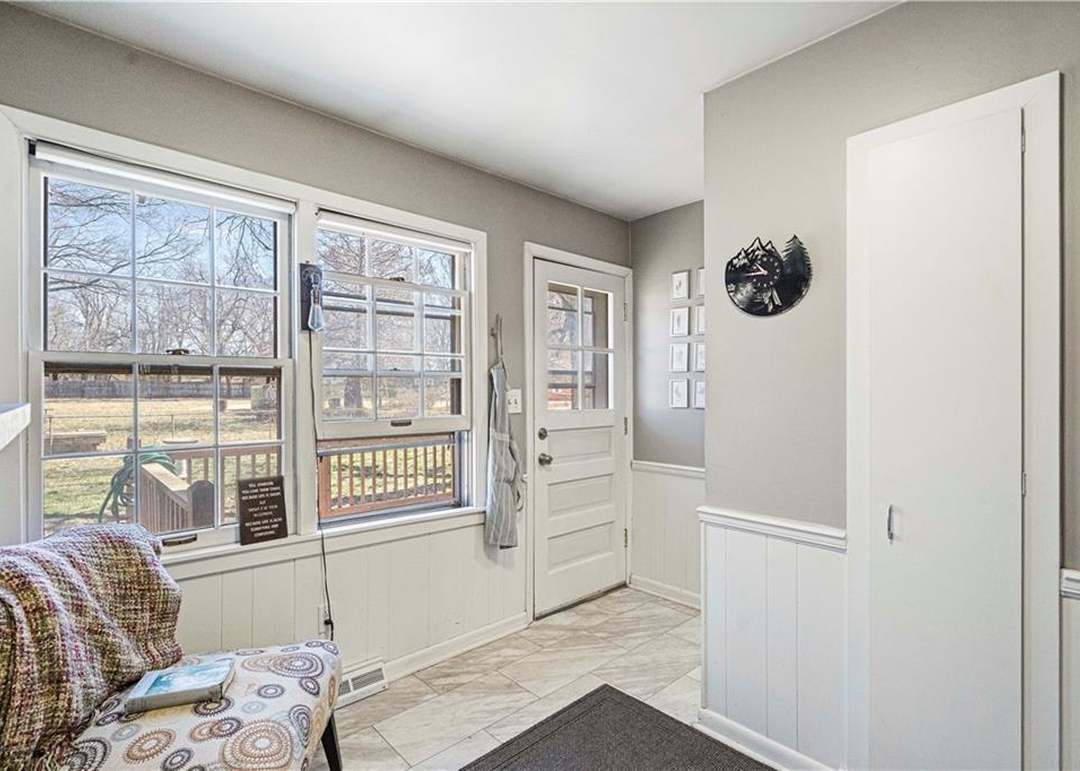 10005 Blue Ridge Boulevard — photo 16