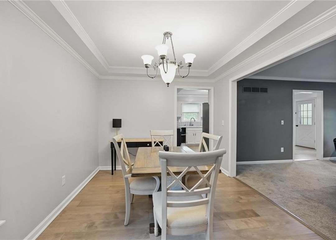 2205 S Kenwood Street — photo 15
