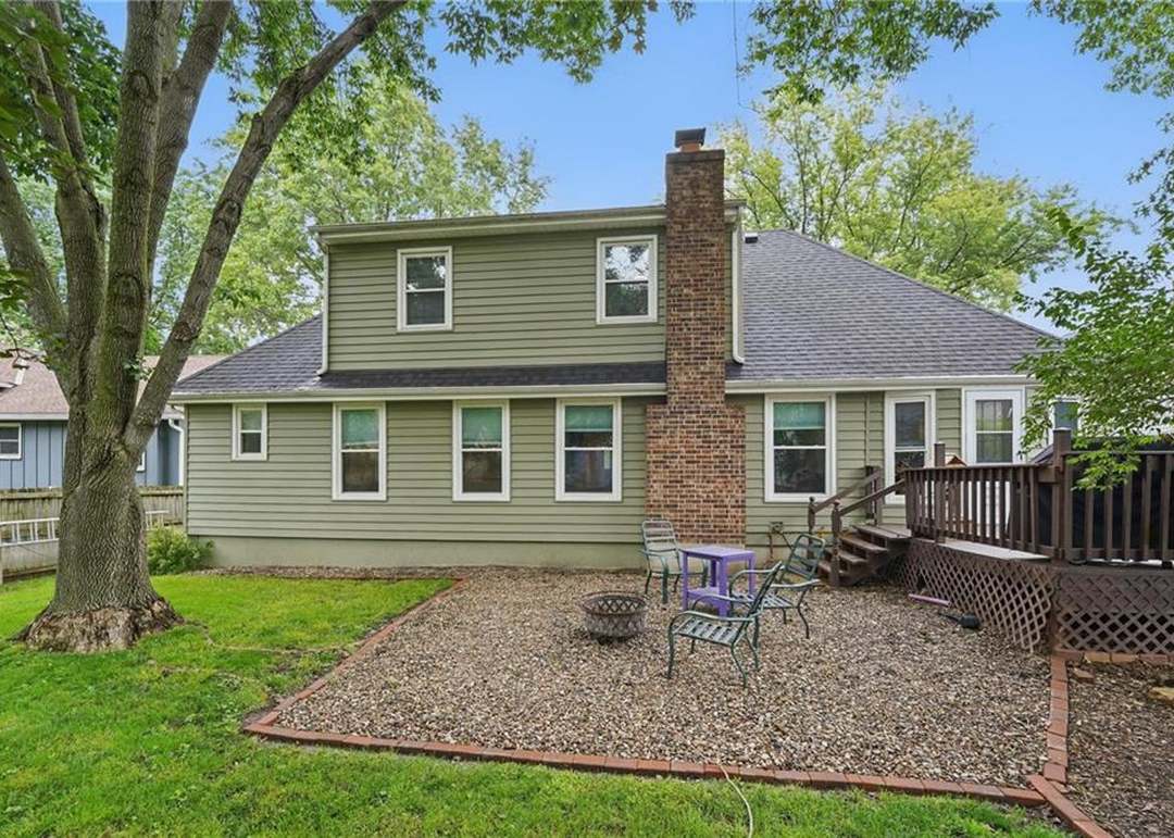 2205 S Kenwood Street — photo 47