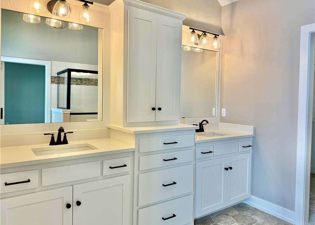 7420 N Lamar Drive — photo 12
