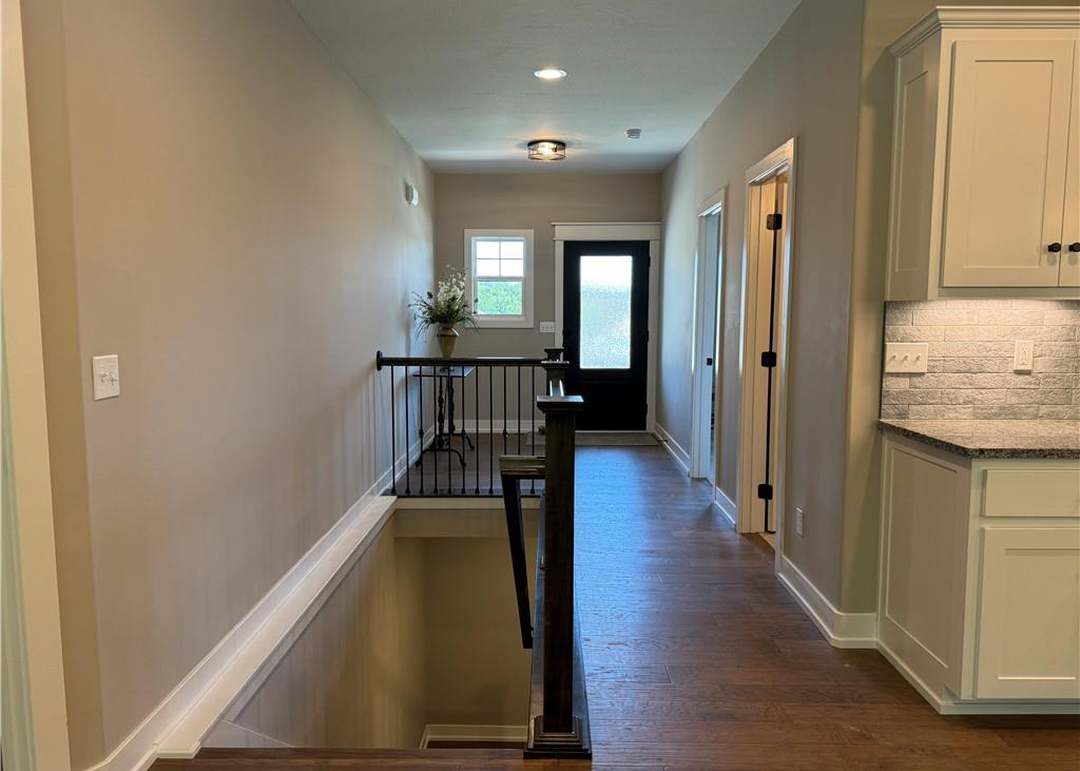 7420 N Lamar Drive — photo 17