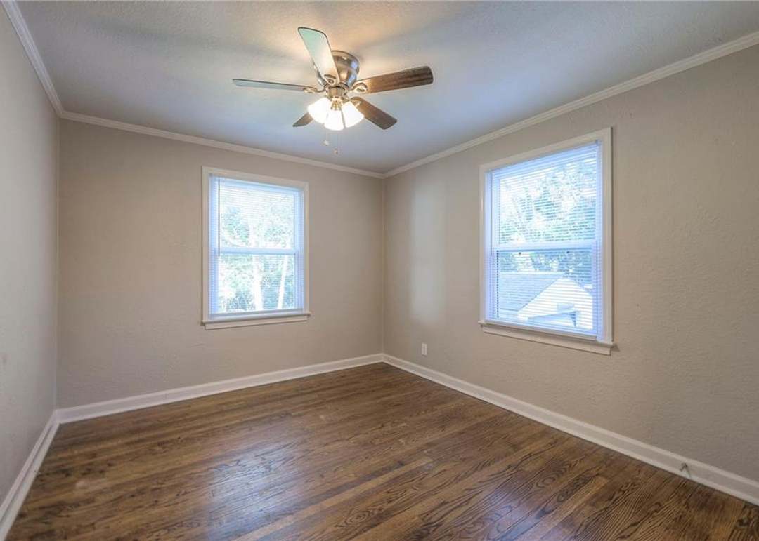 4908 Skiles Avenue — photo 11