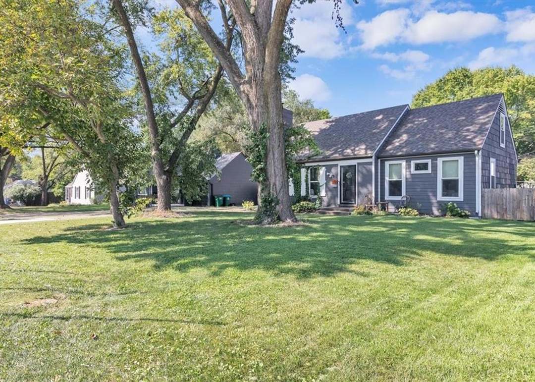 5506 Roe Boulevard — photo 8