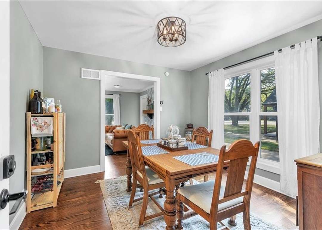 5506 Roe Boulevard — photo 13