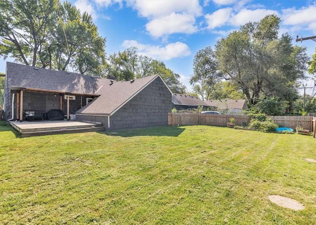 5506 Roe Boulevard — photo 22