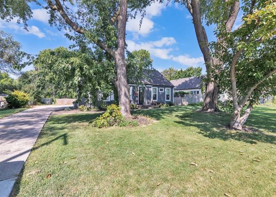 5506 Roe Boulevard — photo 25