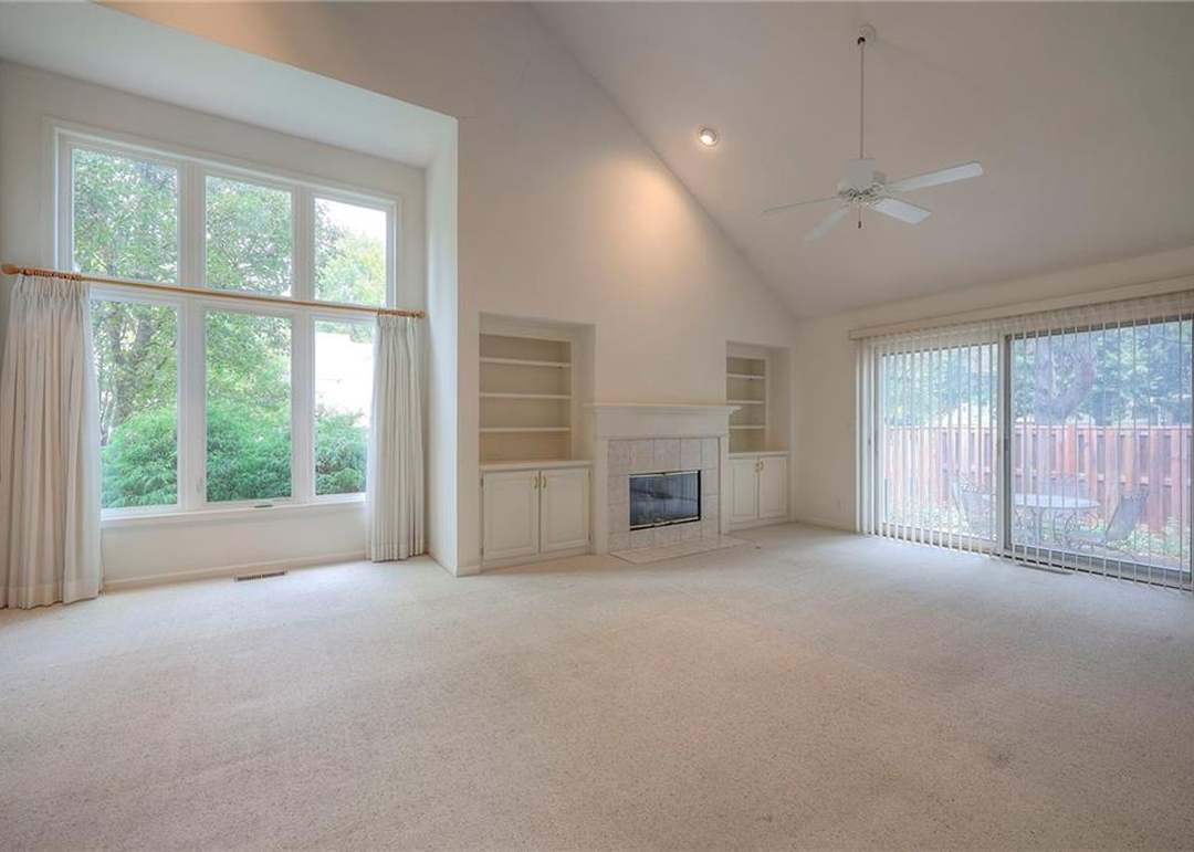 9505 W 122nd Street — photo 11