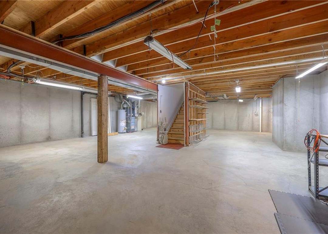 9505 W 122nd Street — photo 30
