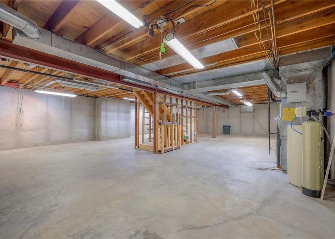 9505 W 122nd Street — photo 32