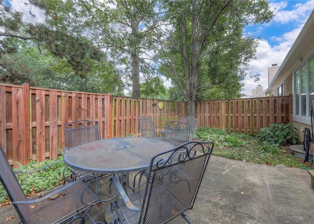 9505 W 122nd Street — photo 33