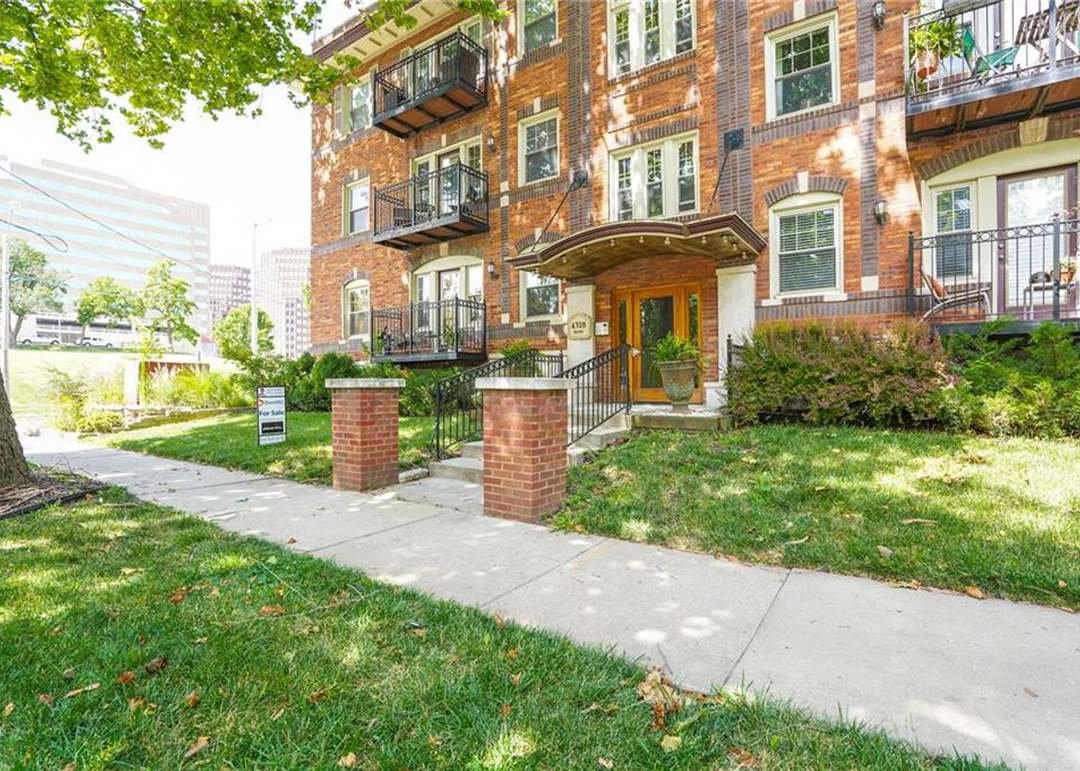 4328 WALNUT STREET — photo 8