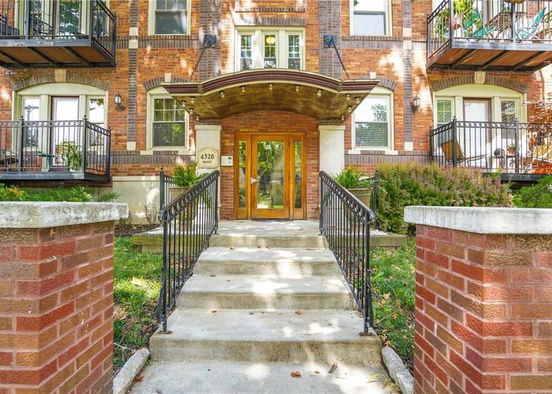 4328 WALNUT STREET — photo 9