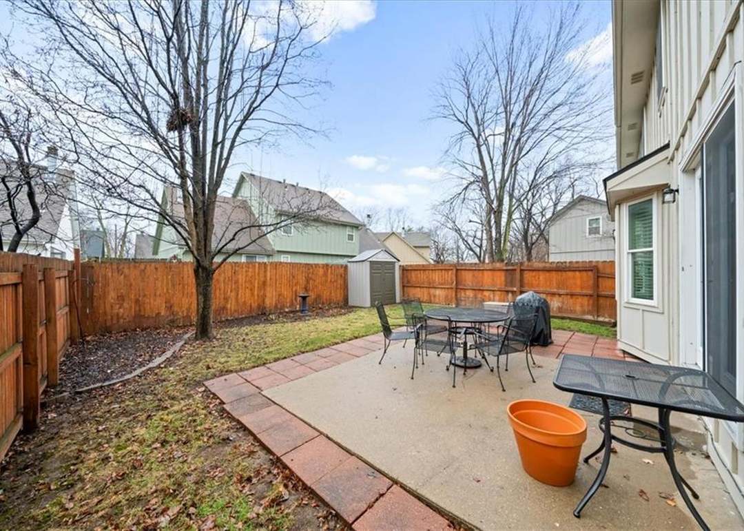 10142 W 86th Street — photo 3