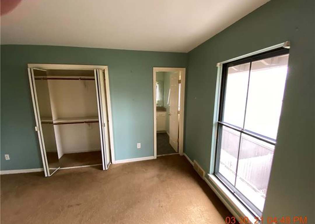 10238 Foster Street — photo 20
