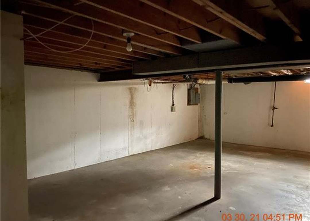 10238 Foster Street — photo 21