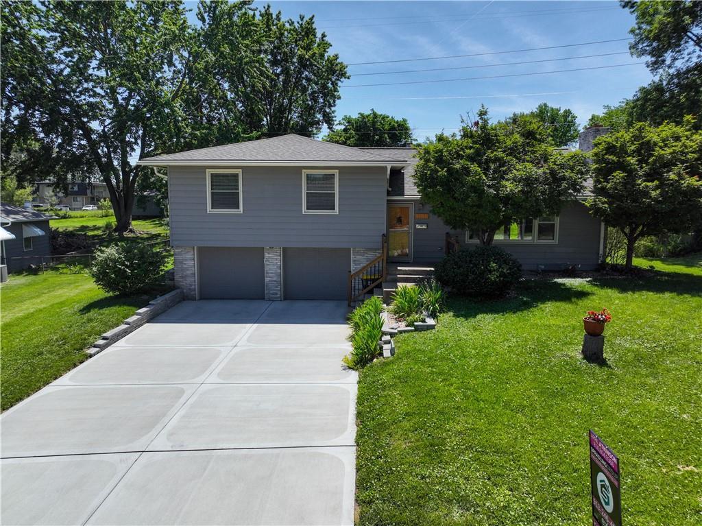1611 NE 48TH Terrace — photo 47