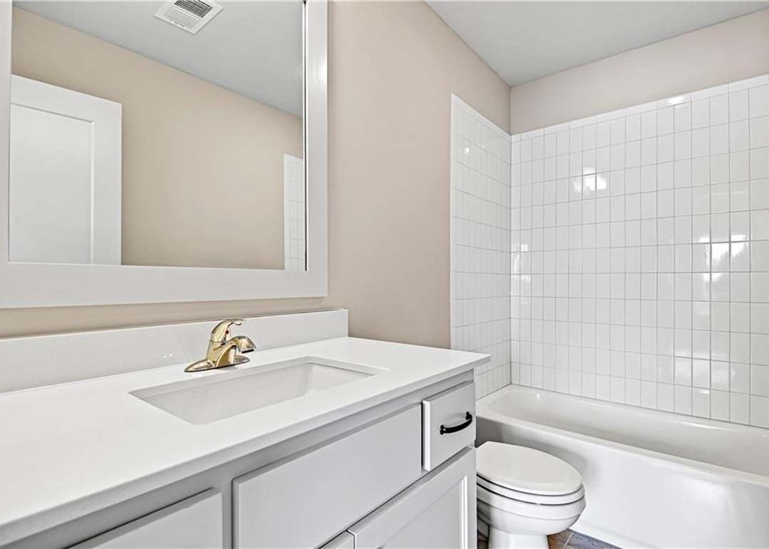 21904 W 100th Terrace — photo 35