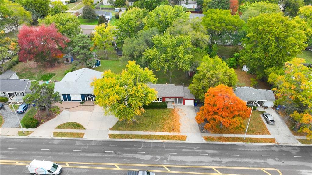 7308 W 75th Street — photo 29