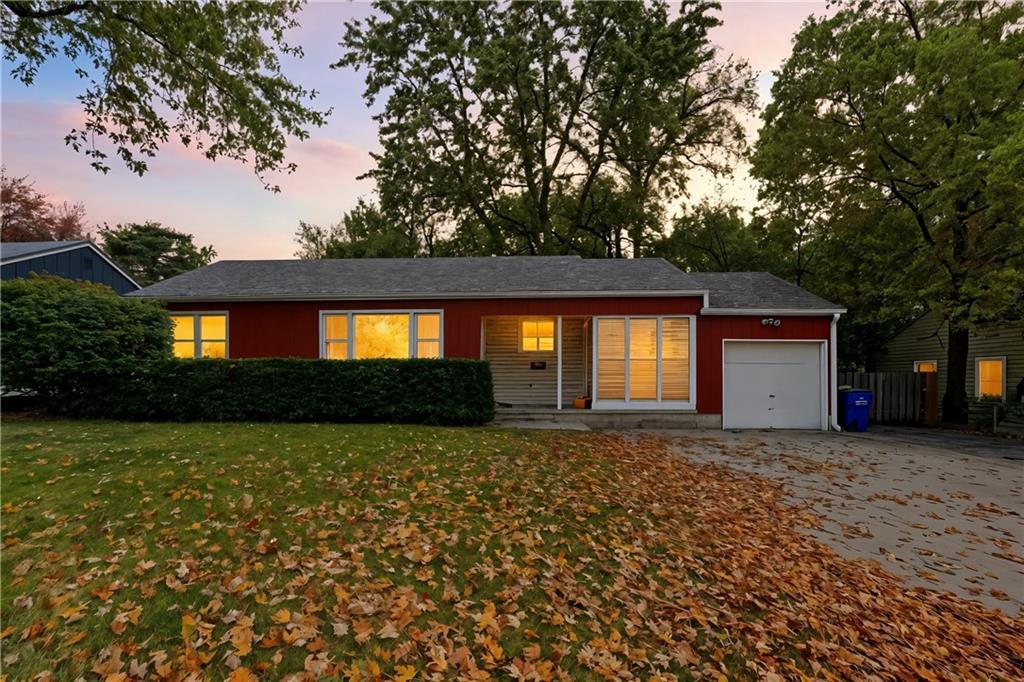 7308 W 75th Street — photo 31