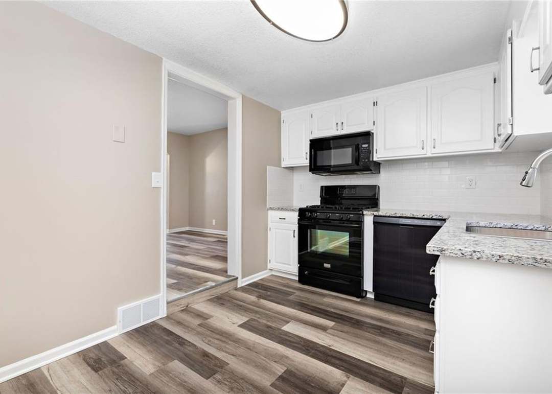 2222 S Ocheltree Street — photo 14