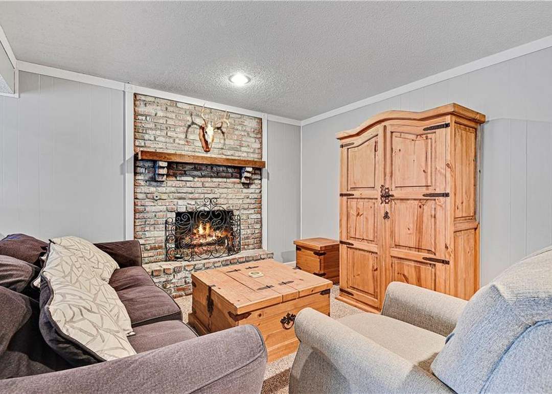 1726 Bluebell Avenue — photo 21