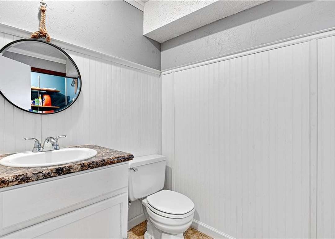 1726 Bluebell Avenue — photo 28