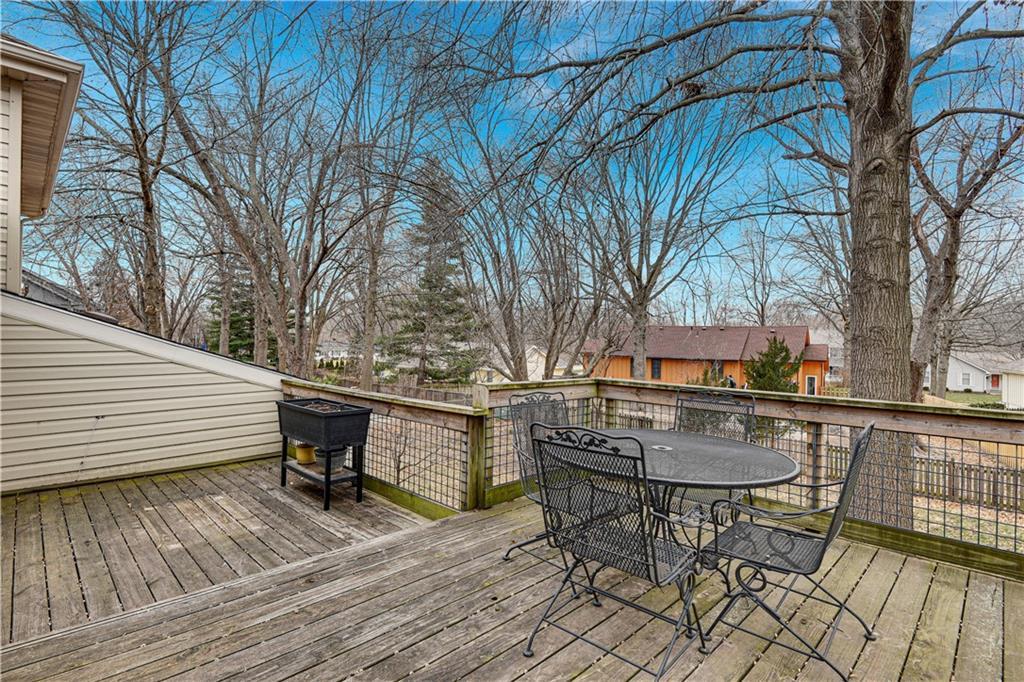1726 Bluebell Avenue — photo 30