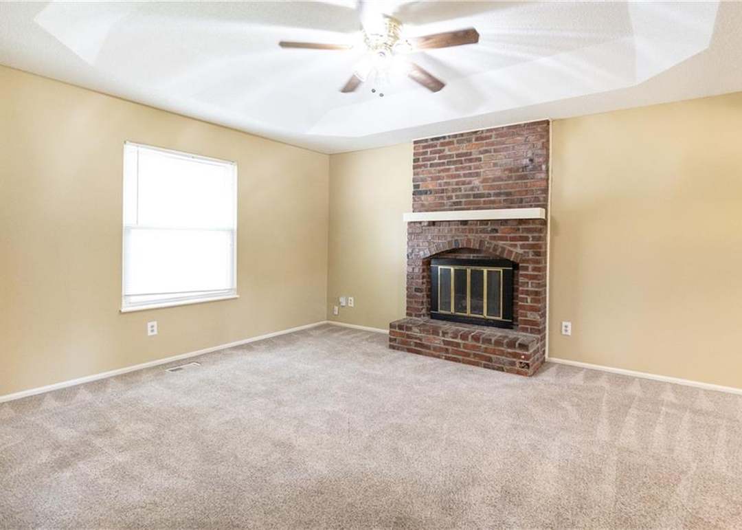 5332 Locust Avenue — photo 6
